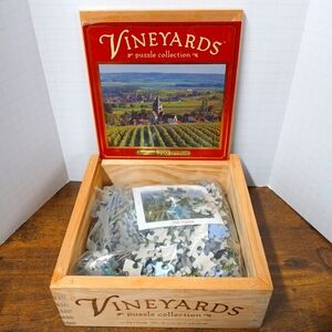 Sealed Pieces - Vineyards Puzzle Collection A Taste of Italy, Wood Box 750 Pc